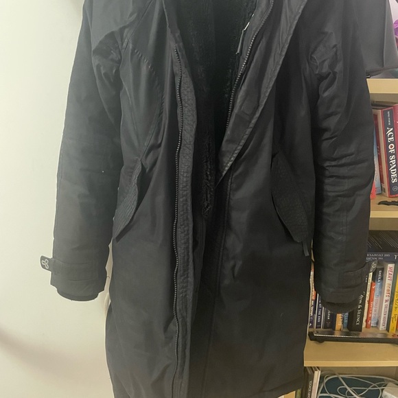 ARITZIA - TNA Black Parka - Picture 2 of 6